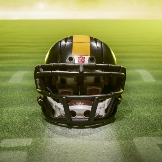 transformers  nfl pittsburgh steelers steelsmash action figure toys
